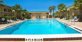 Baymont Inn and Suites Florida Mall | Florida - Orlando (ve civarı) - International Drive