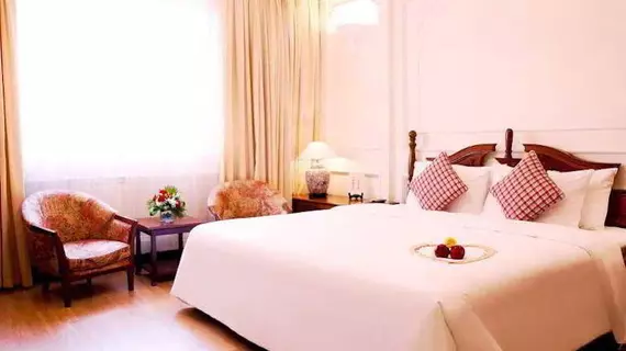 Royal Hotel Saigon | Binh Duong (vilayet) - Ho Şi Min Şehri (ve civarı) - Ho Chi Minh City - Quận 1 - Nguyen Hue Yürüyüş Yolu