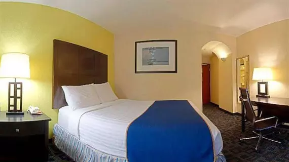 Super 8 Motel - Irving DFW Airport/South | Teksas - Dallas (ve civarı) - Irving