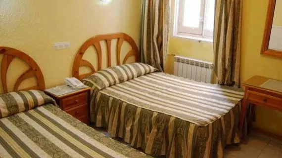 Hostal La Perla Asturiana | Madrid Özerk Topluluğu - Madrid (ve civarı) - Madrid