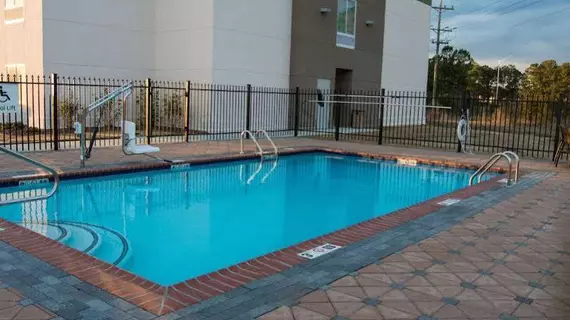 HOLIDAY INN EXPRESS SLIDELL | Louisiana - Slidell