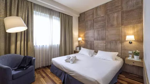 IH Hotels Firenze Business | Toskana - Floransa (il) - Floransa