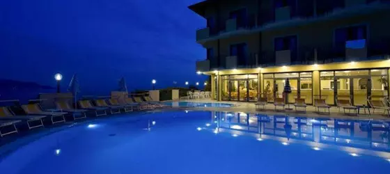 Hotel Piccolo Paradiso | Lombardy - Brescia (il) - Toscolano Maderno