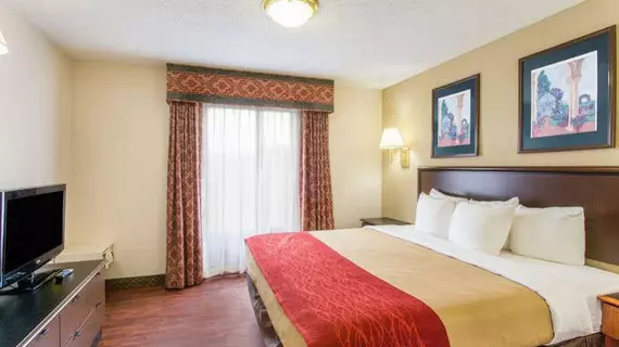 Baymont Inn and Suites Atlanta Airport South | Georgia - Atlanta (ve civarı) - College Park