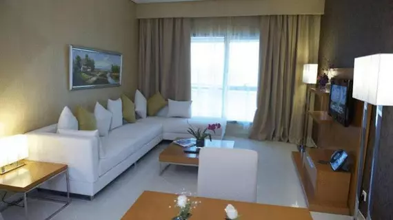 Grand Belle Vue Hotel Apartment | Dubai - Dubai