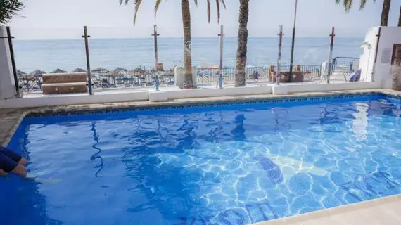 Aparthotel Puerto Azul Marbella | Andalucia - Malaga İli - Marbella - Marbella Seafront Promenade - Marbella Kent Merkezi