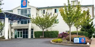 Motel 6 Lincoln City