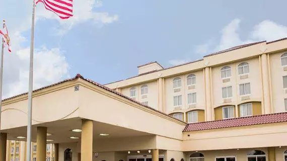 Quality Inn and Suites Winter Park Village Area | Florida - Orlando (ve civarı) - Orlando