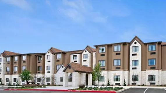 Microtel Inn & Suites by Wyndham Round Rock | Teksas - Austin (ve civarı) - Round Rock