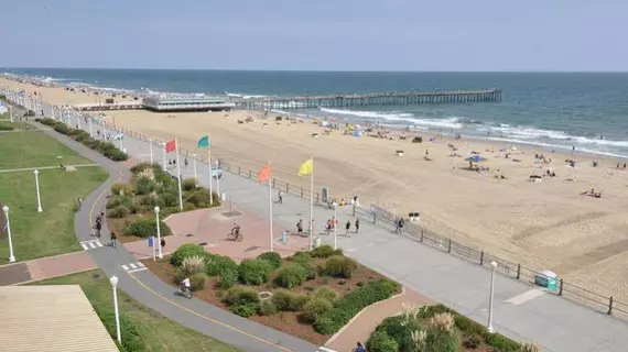 Four Points by Sheraton Virginia Beach Oceanfront | Virginia - Norfolk - Virginia Beach (ve civarı) - Virginia Beach