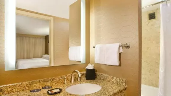 Sheraton Suites Country Club Plaza | Missouri - Kansas City (ve civarı) - Kansas - Country Club Plaza Alışveriş Merkezi