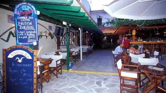 Caravos | Tesalya - Skiathos