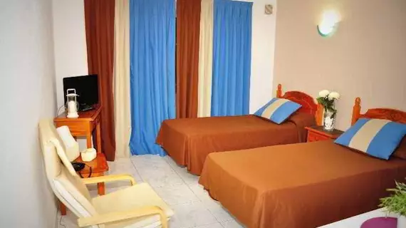 Comodoro | Kanarya Adaları - Santa Cruz de Tenerife - Arona - Los Cristianos