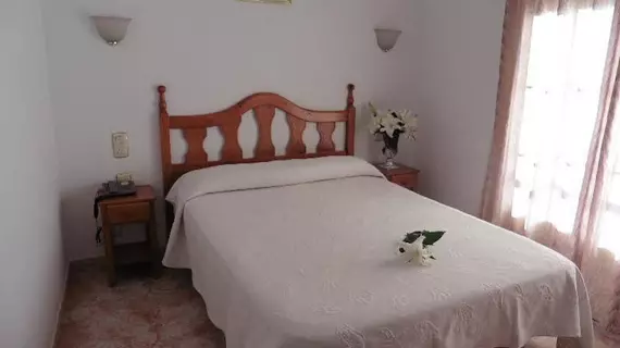 Hostal Rural Montual | Andalucia - Granada (il) - Cortes y Graena