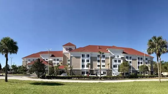 Best Western Plus Kissimmee-Lake Buena Vista South Inn & Suites | Florida - Orlando (ve civarı) - Lake Buena Vista - Disney's Maingate East