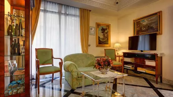 Hotel Amalfi | Lazio - Roma (ve civarı) - Roma Kent Merkezi - Monti