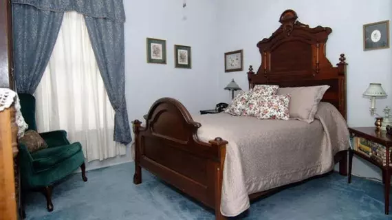 Hall Place Bed & Breakfast | Kentucky - Bowling Green (ve civarı) - Glasgow