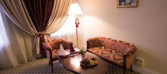 Chekhov Hotel | Sverdlovsk Federal Bölgesi - Yekaterinburg (ve civarı) - Yekaterinburg