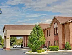 Days Inn & Suites Louisville Airport SW | Kentucky - Louisville (ve civarı) - Louisville