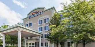 Baymont Inn & Suites Grand Rapids North