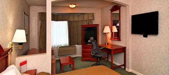 Ramada Limited San Francisco Airport West/San Brun | Kaliforniya - San Fransisko (ve civarı) - San Bruno