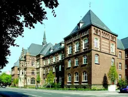 Collegium Leoninum | Kuzey Ren-Westfalia - Bonn (ve civarı) - Bonn - Zentrum