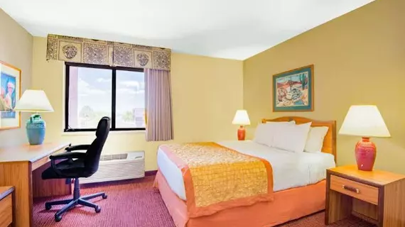 Hawthorn Suites by Wyndham Albuquerque | New Mexico - Albuquerque (ve civarı) - Albuquerque