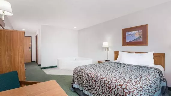 Days Inn Manchester | Iowa - Dubuque (ve civarı) - Manchester