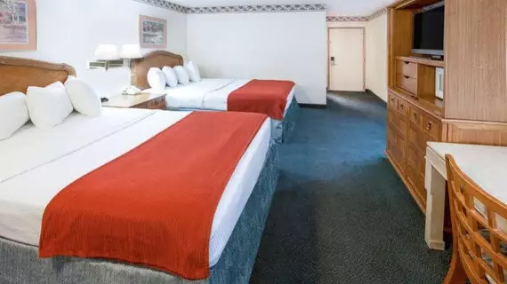 Days Inn Kennewick | Washington - Tri-Cities (ve civarı) - Kennewick