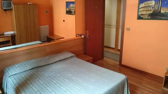 Hotel Pavia | Lazio - Roma (ve civarı) - Roma Kent Merkezi - Rione XVIII Castro Pretorio