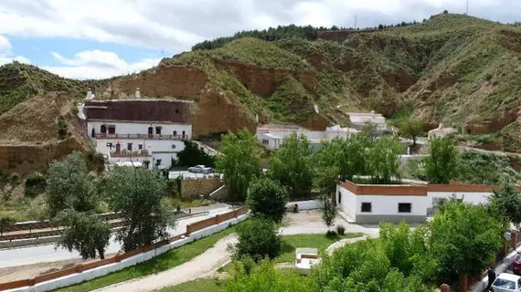 Hostal Rural Montual | Andalucia - Granada (il) - Cortes y Graena