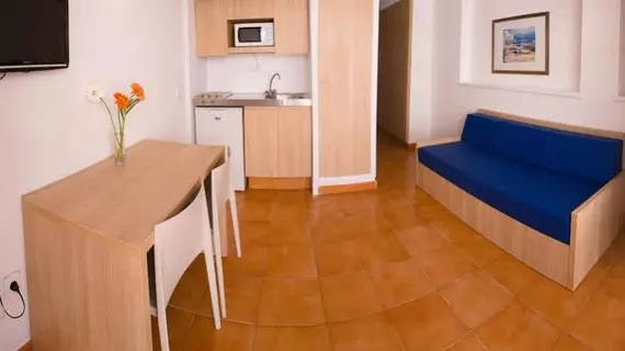 Central Park Apartamentos | Balearic Adaları - İbiza Adası - Sant Antoni de Portmany