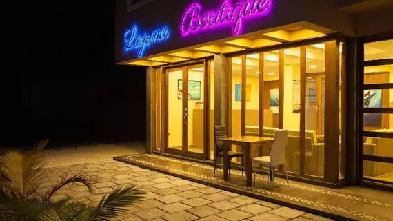 Laguna Boutique | Maldivler - Kaafu Atoll - Hulhumalé Adası