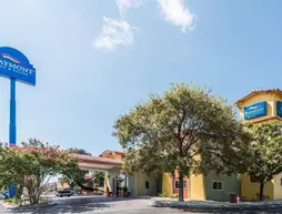 Baymont Inn & Suites San Antonio/Wurzbach | Teksas - San Antonio (ve civarı) - San Antonio