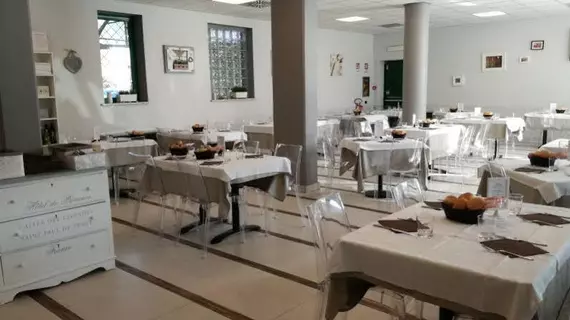 Hotel Glis | Piedmont - Turin (ve civarı) - San Mauro Torinese