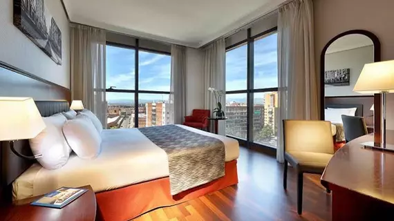 Hotel Vía Castellana | Madrid Özerk Topluluğu - Madrid (ve civarı) - Chamartin