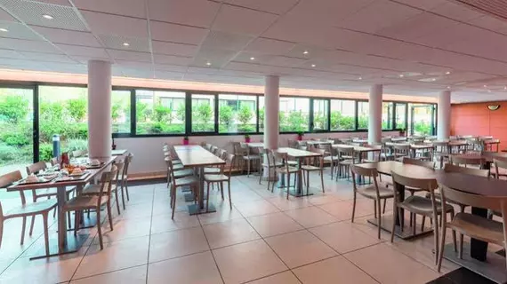 Appart'City Versailles Saint Cyr l'Ecole - Appart Hotel | Ile-de-France - Yvelines (bölge) - Saint-Cyr-l'Ecole