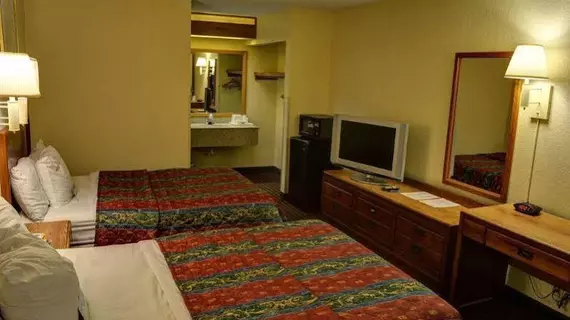 Days Inn Easley West of Greenville/Clemson Area | Güney Karolayna - Greenville - Spartanburg (ve civarı) - Easley