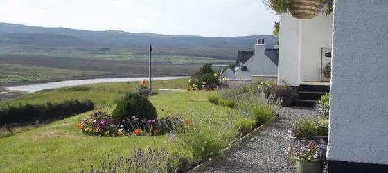 Ronan House B&B | İskoçya - Scottish Highlands - Portree - Greshornish