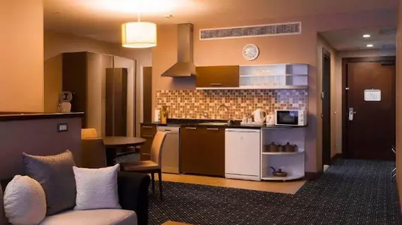 Staybridge Suites Baku | Bakü (ve civarı) - Baku