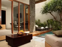 Samaja Villas Seminyak | Bali - Badung - Günbatımı Yolu