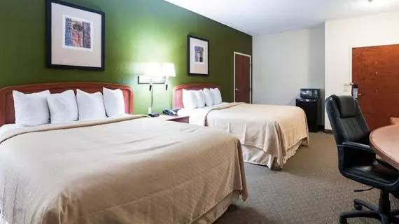 Quality Inn & Suites | Louisiana - Lake Charles (ve civarı) - Lake Charles