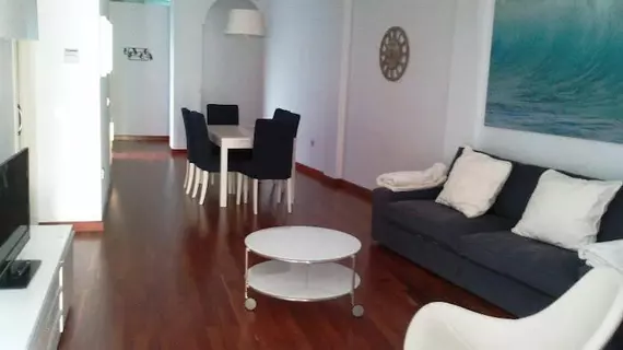 APARTAMENTOS TORRE DE LA PLATA | Andalucia - Seville İli - Sevilla - Casco Antiguo