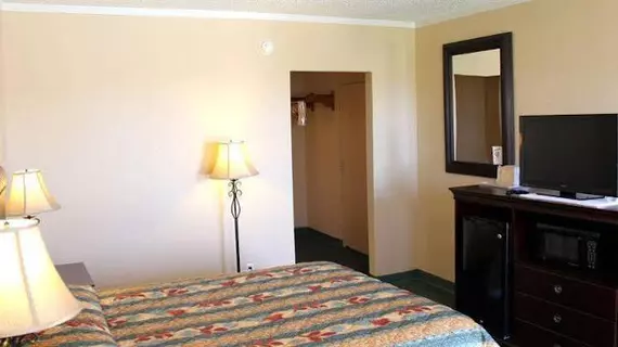 Grand Motor Inn, Hotel & Restaurant | New Mexico - Deming