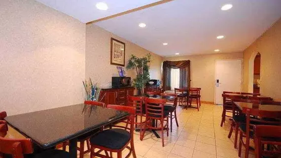 Best Western East Brunswick Inn | New Jersey - Franklin Township - Somerset (ve civarı) - East Brunswick