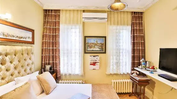 Faik Pasa Hotels |  Istanbul  - Beyoğlu - Sütlüce Mahallesi