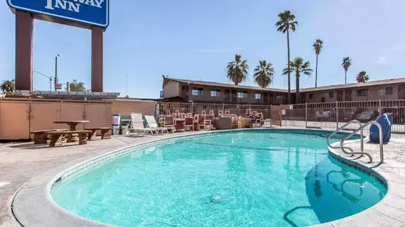 Rodeway Inn San Bernardino | Kaliforniya - San Bernardino County - San Bernardino (ve civarı) - San Bernardino