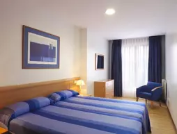 Apartamentos Turísticos Blue San Esteban | Asturias - Gijon - Gijon Kent Merkezi