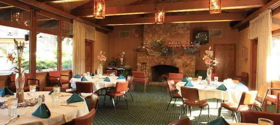 Carmel Valley Lodge | Kaliforniya - Monterey (ve civarı) - Carmel Valley