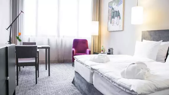 Hotel NH Prague City | Prag - Městská čast Praha 5 (en büyük Prag ilçesi) - Smichov